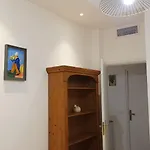 A 2 Pas Des Plages De Sable Et Du Centre Beau 3 Pieces Pour 3 Personnes Apartamento Menton