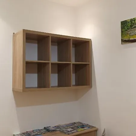 Апартаменты Menton A 2 Pas Des Plages De Sable Et Du Centre Ville Beau 3 Pieces Pour 3 Personnes Ментона